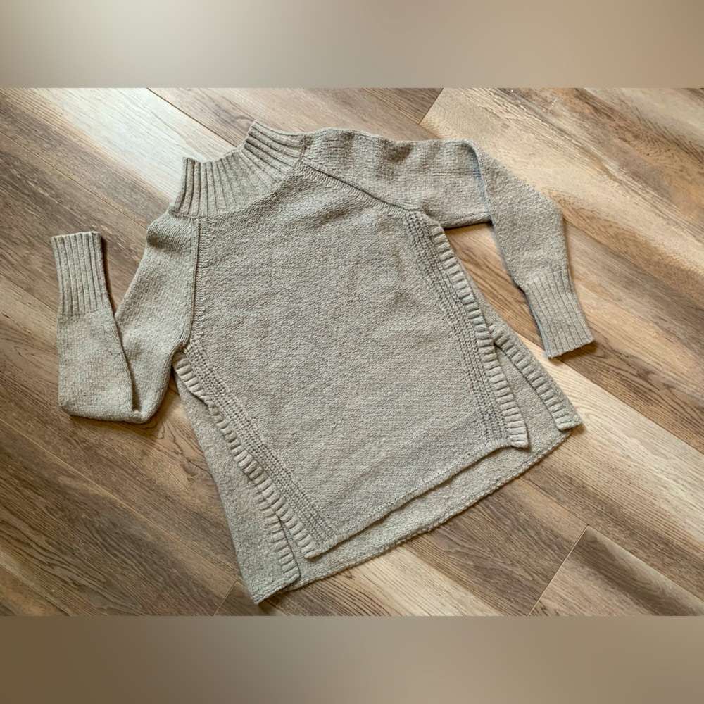 women’s large mock neck gray thick sweater with side detailing